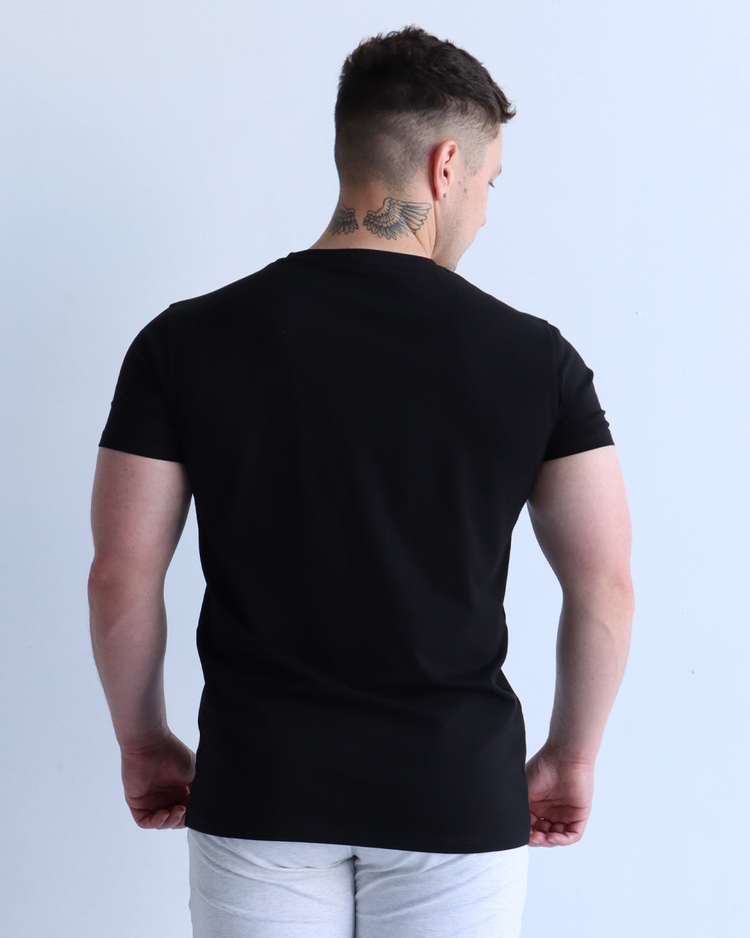 Classic Muscle Tee Black 02