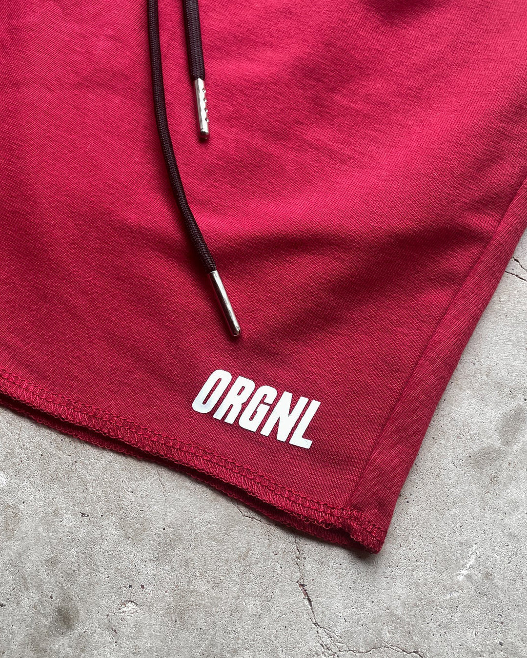 Raw Edge Shorts Maroon 01