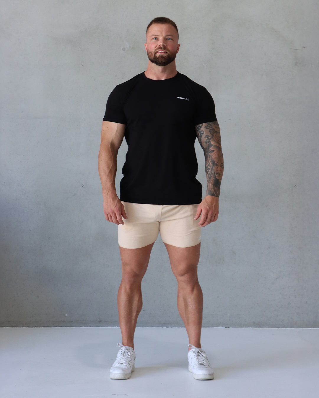 Raw Edge Shorts Tan 01