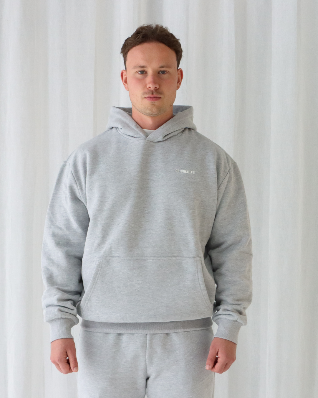 Signature_Hoodie_Light_Grey_8