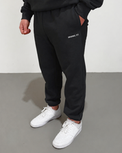 Signature_Track_Pant_Black_1