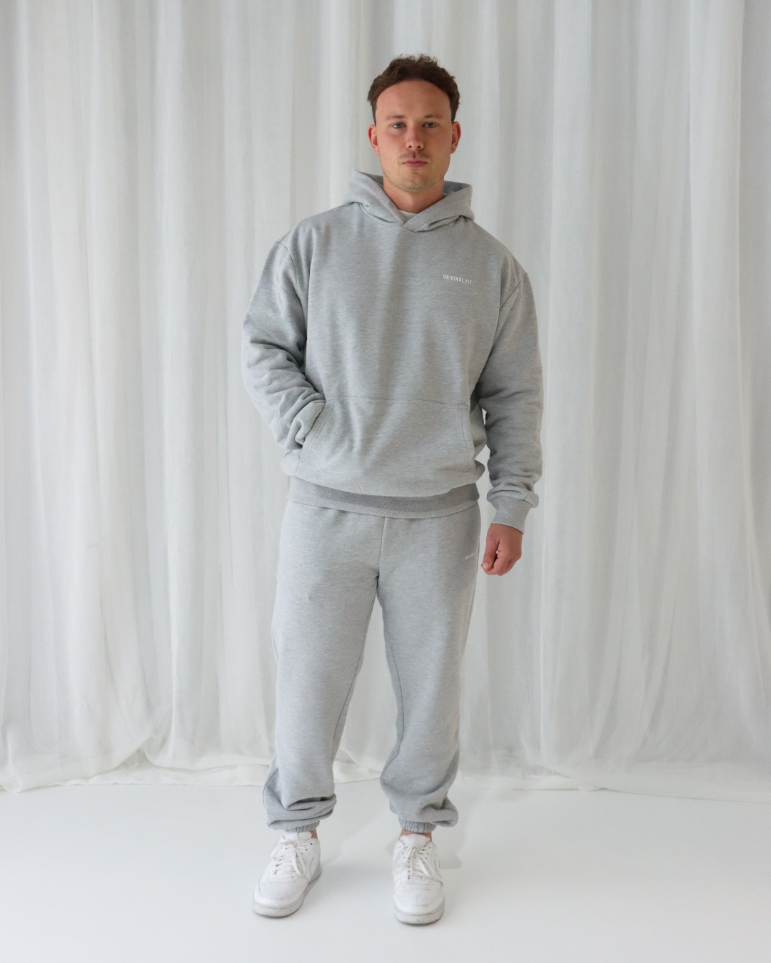 Signature_Track_Pant_Light_Grey_2